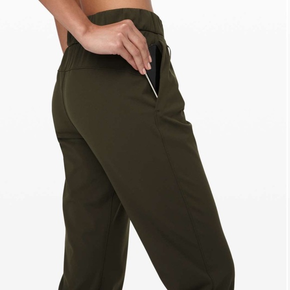Lululemon On the Fly Pant - Picture 3 of 4